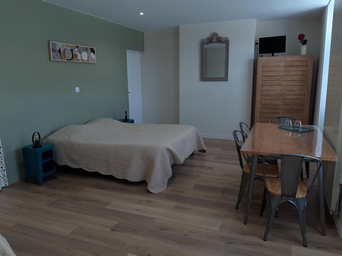 La Cense Hebron Bed & Breakfast Ardres Exterior foto